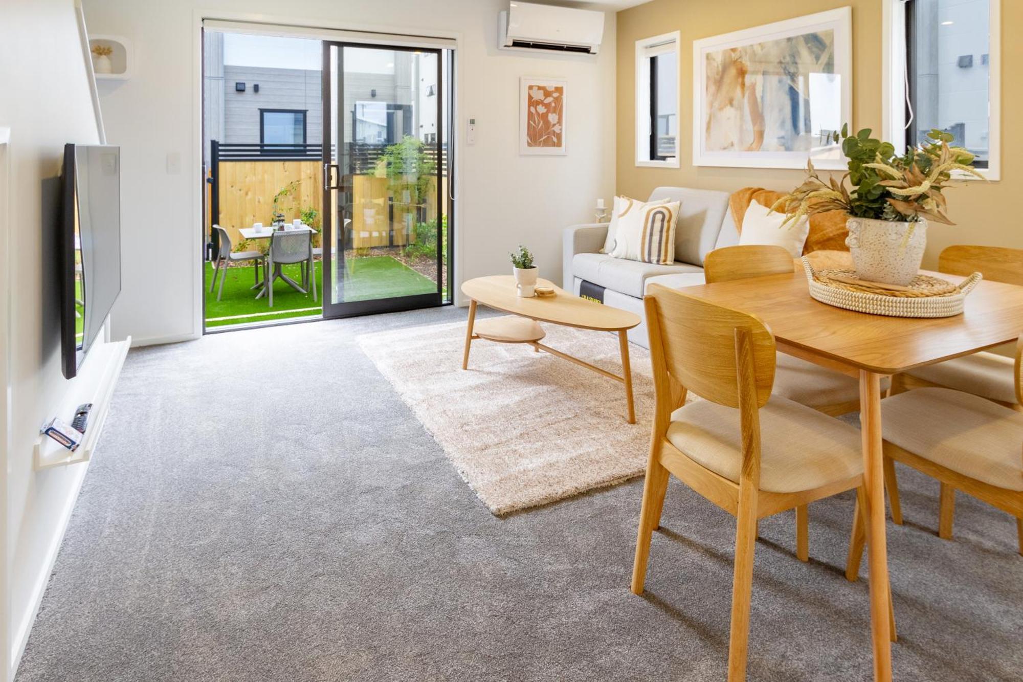 New Brighton Explore - King Bed And Sofa Bed Apartment Christchurch